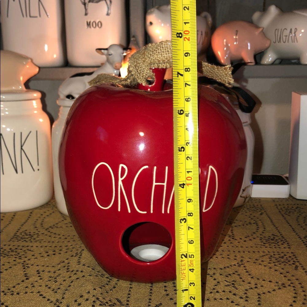 Rae Dunn ORCHARD Apple Shaped Birdhouse Red - Picture 7 of 7